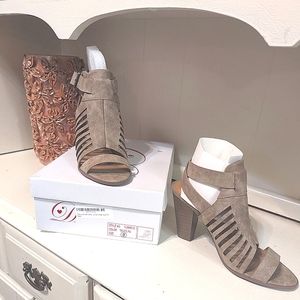 Shoes Taupe